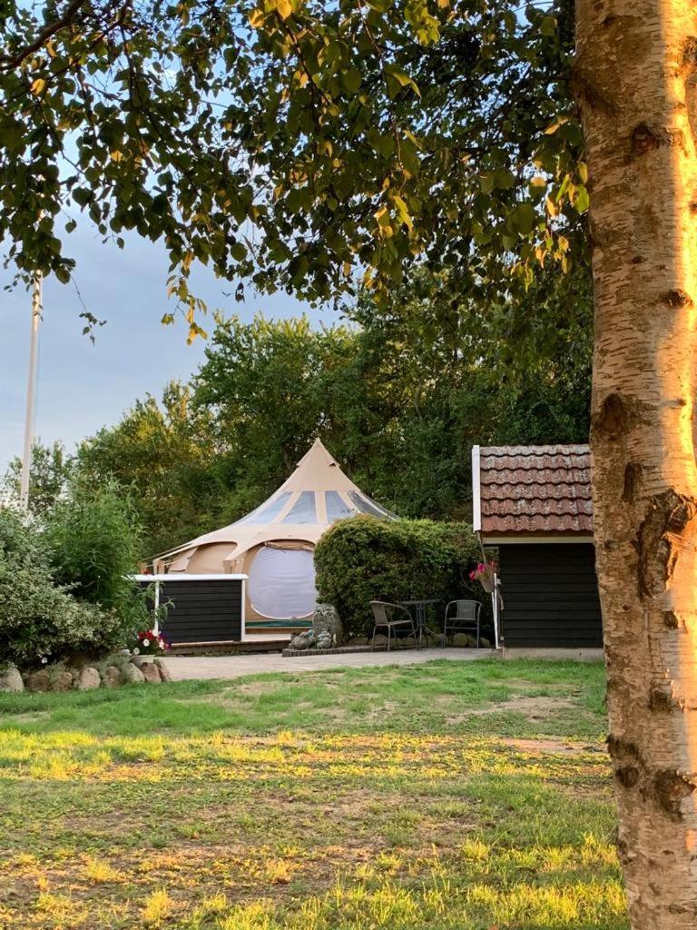 Idestrup Romantik Luxus Glamping 2 מראה חיצוני תמונה
