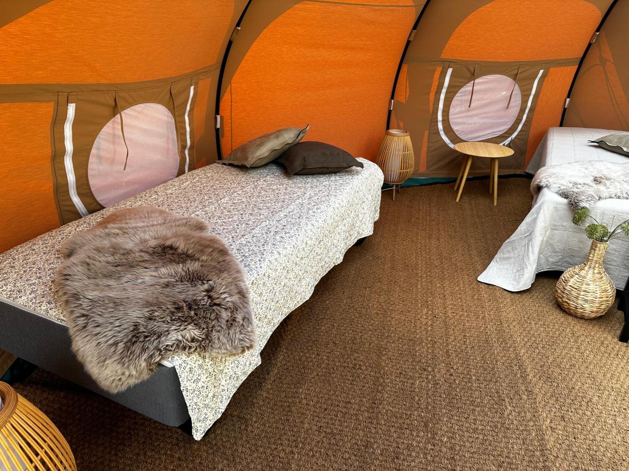 Idestrup Romantik Luxus Glamping 2 מראה חיצוני תמונה